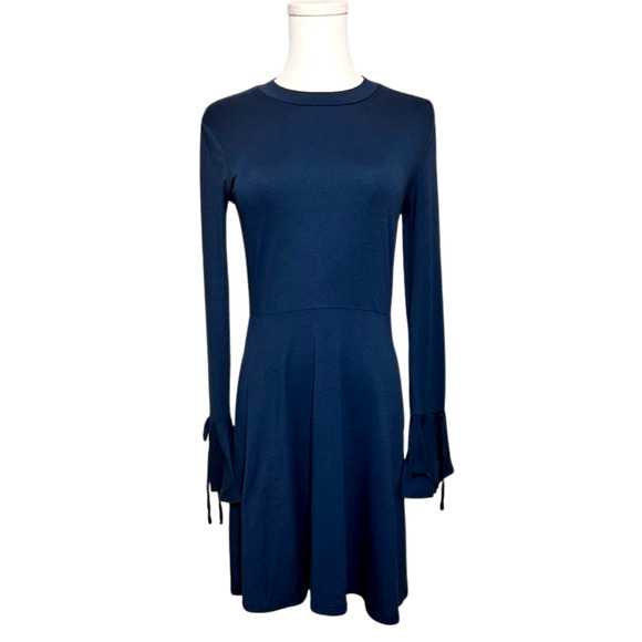 Forever 21 Blue Fitted Stretch Bell Tie Sleeve Mini Dress Medium - Picture 1 of 6